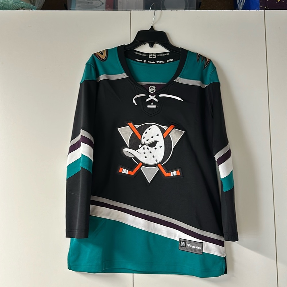 NHL Anaheim Ducks jersey